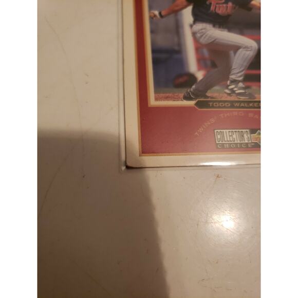 Todd Walker 1997 Upper Deck Collectors Choice #20 - RC Rookie Card - Baseball - Picture 2 of 6